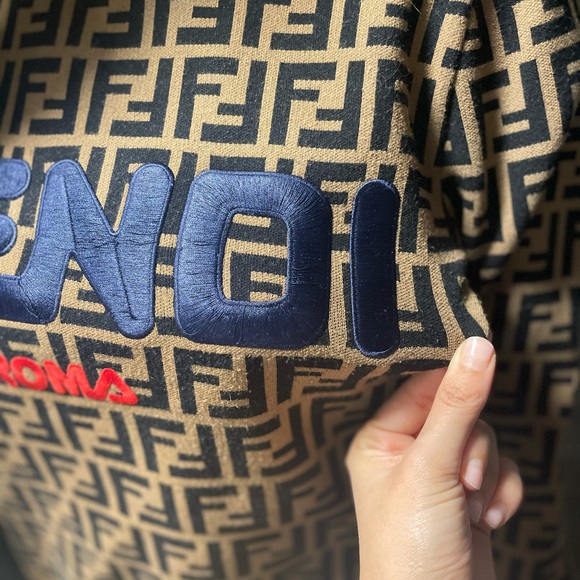 Fendi x Fila Collab sweatshirt size 4 - Picture 5 of 7
